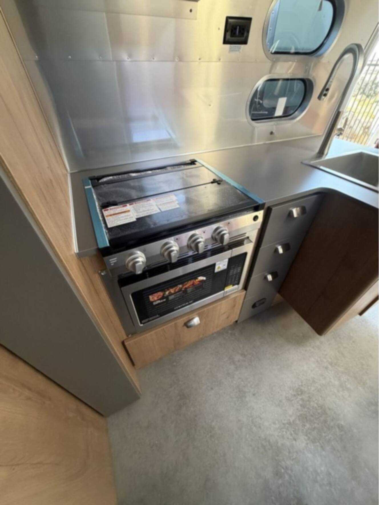 A photo of this 2026 Airstream Trade Wind 25FBT