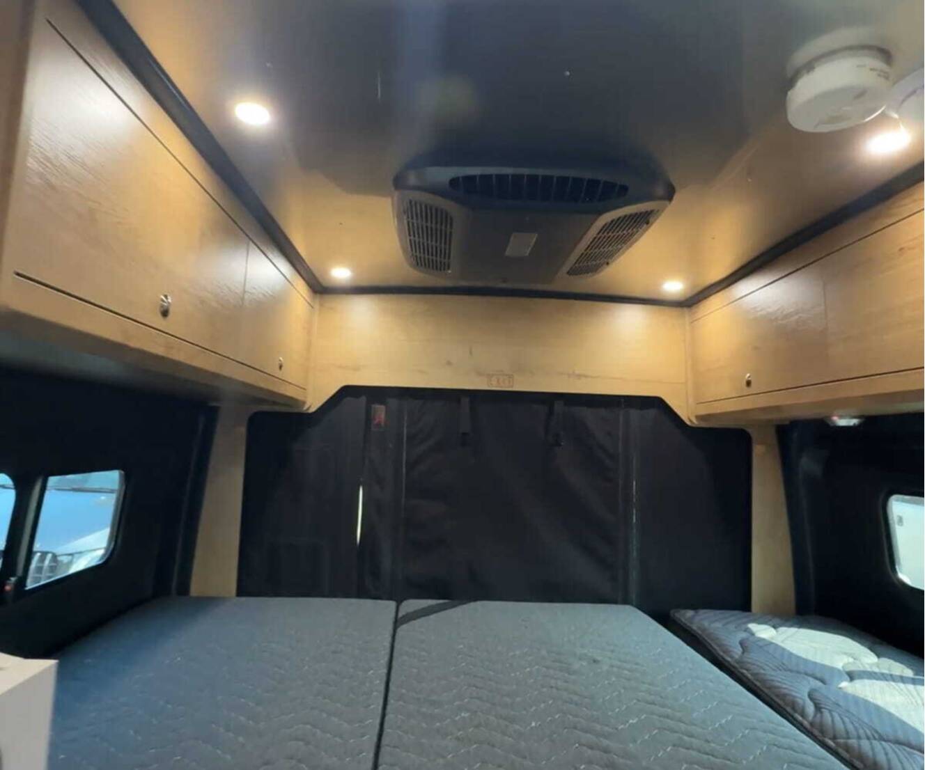 A photo of this 2027 Airstream Rangeline 21PS Pop-Top