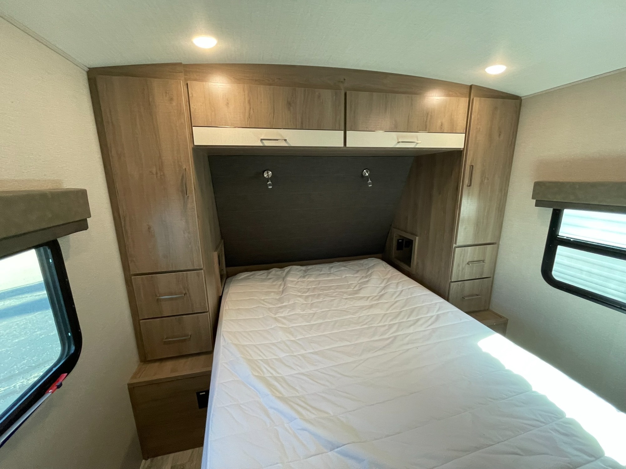View more photos of this listing