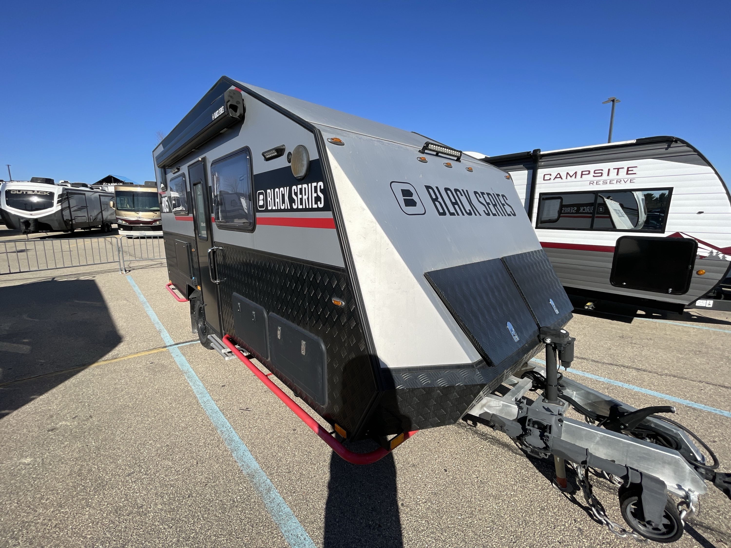 2022 Black Series BLACK SERIES CAMPER HQ15 in deforest WI
