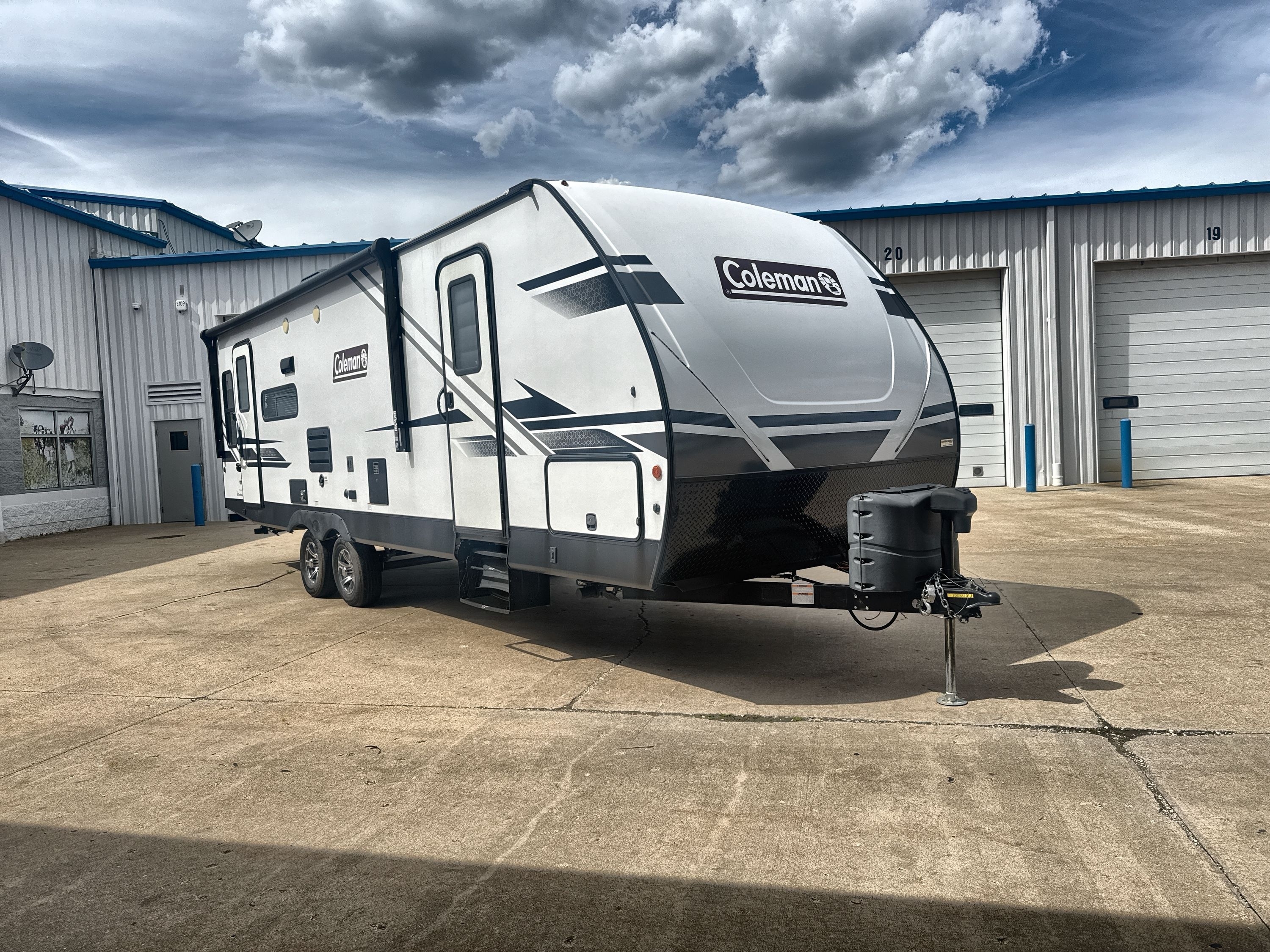 2022 Coleman COLEMAN LIGHT 2715RL in wauconda IL