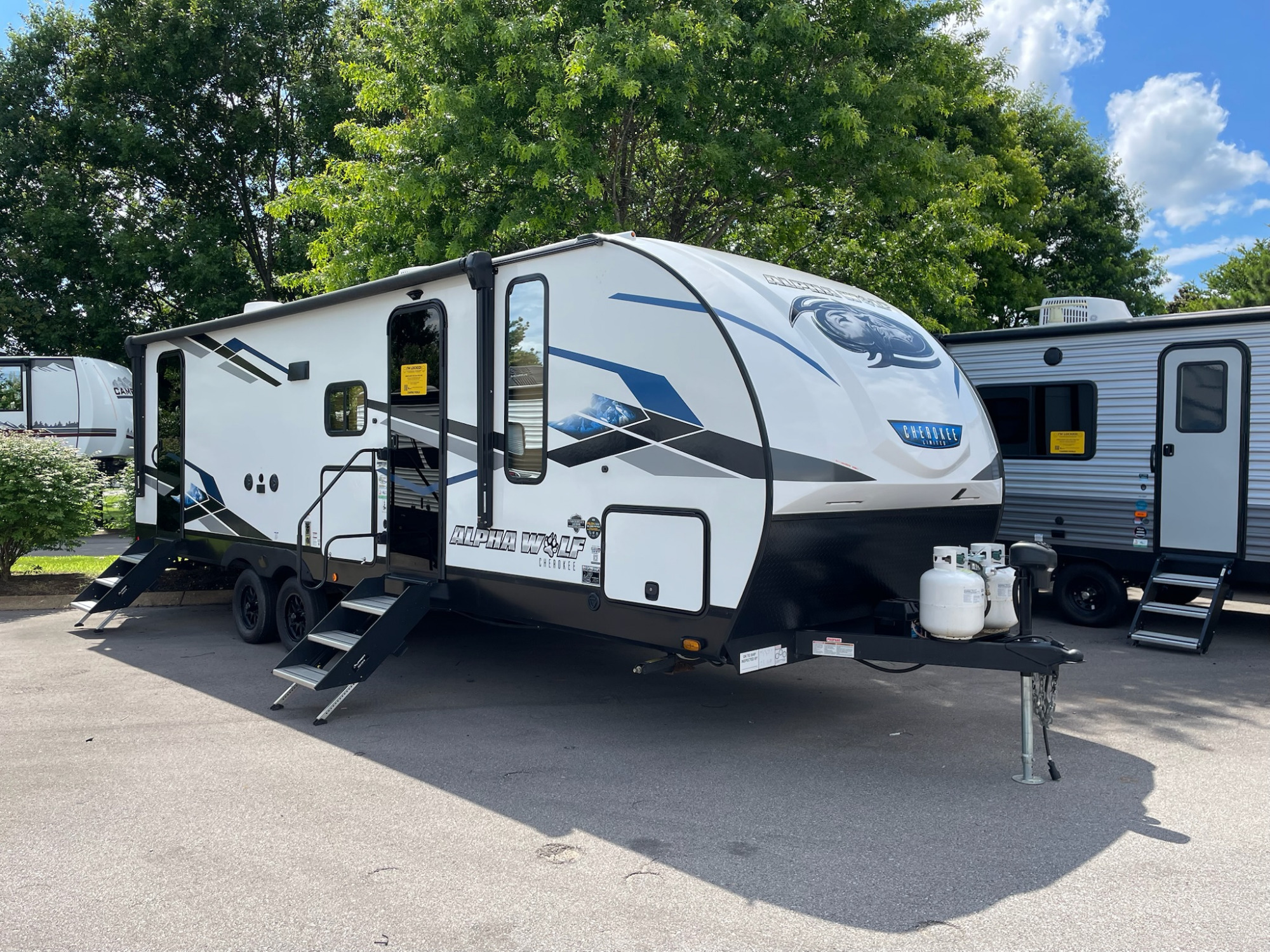 2024 Forest River ALPHA WOLF 26DBH-L RV