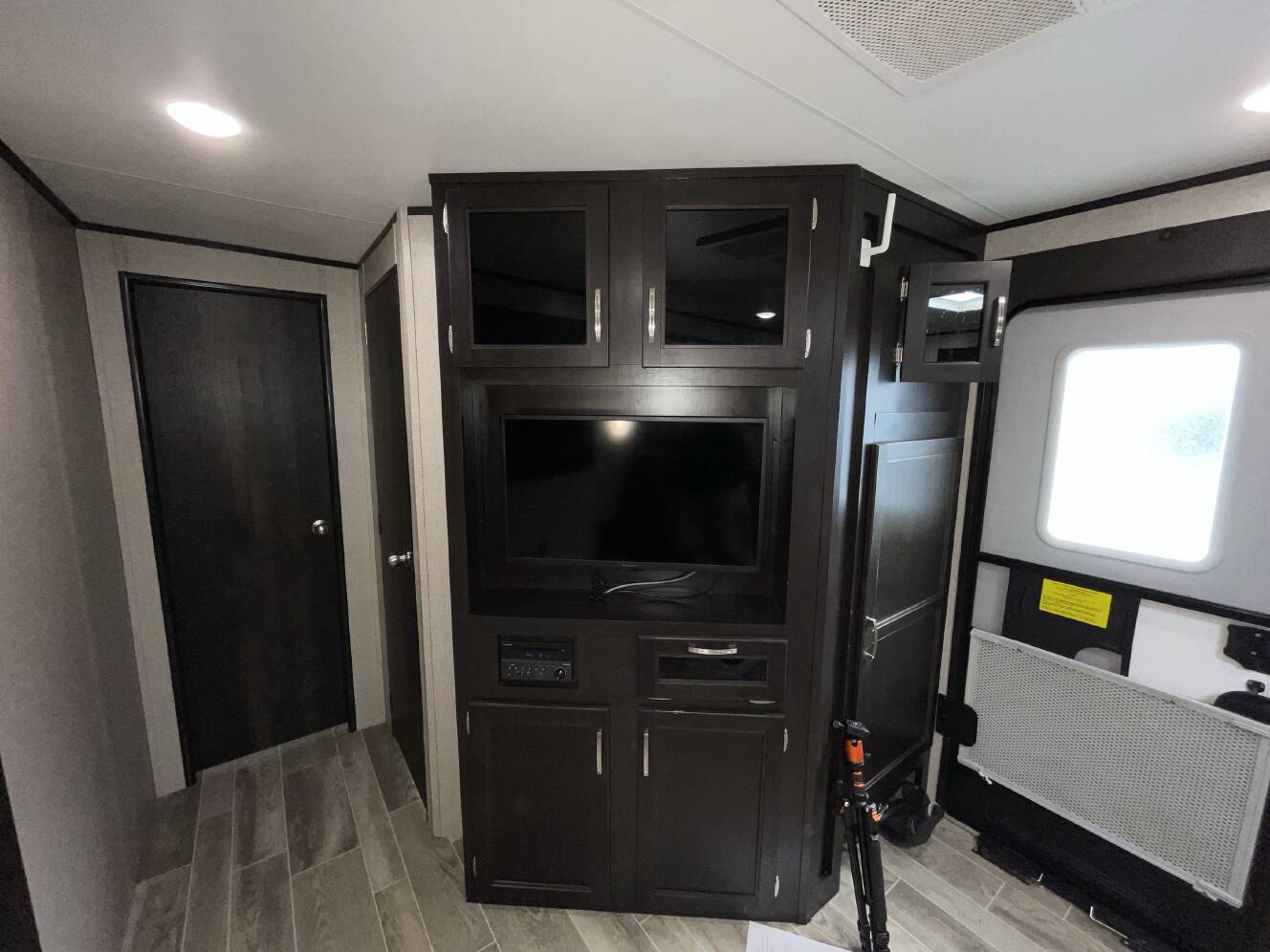 A photo of this 2021 Jayco JAY FLIGHT 33RBTS