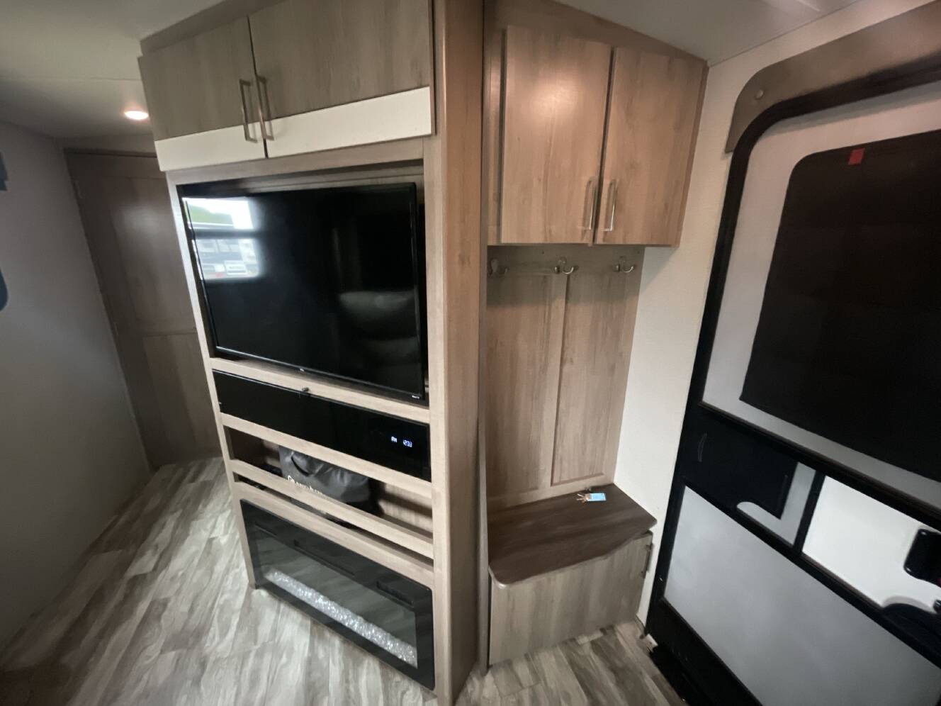 A photo of this 2022 Grand Design IMAGINE 3250BH