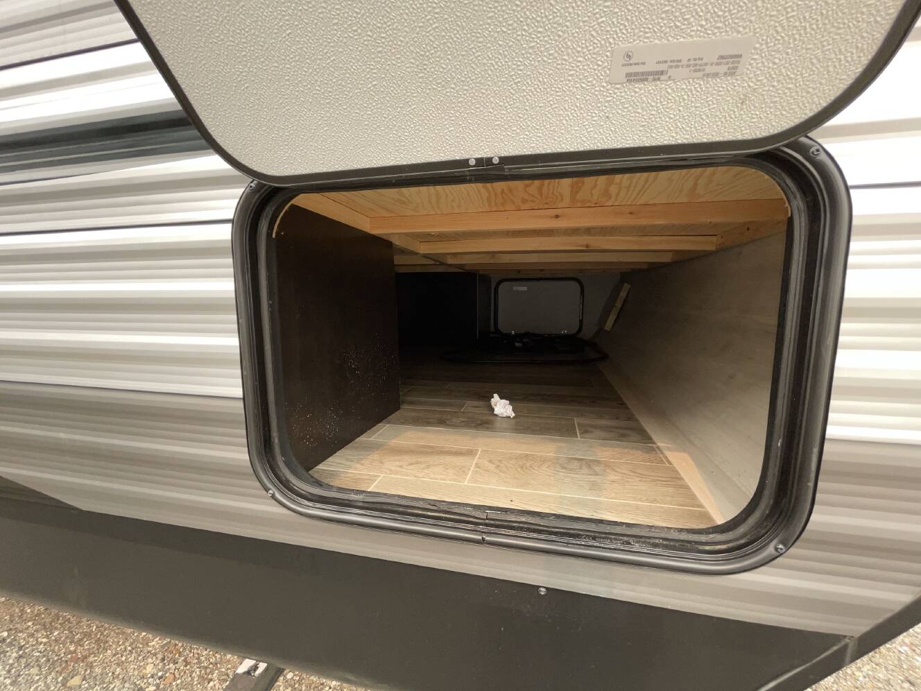 A photo of this 2021 Jayco JAY FLIGHT 33RBTS