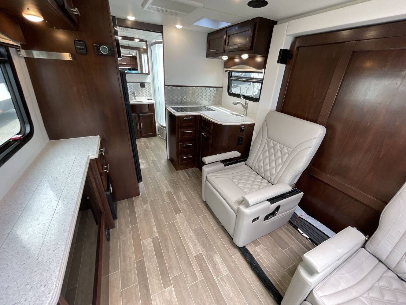 A photo of this 2021 Regency ULTRA BROUGHAM 25MB