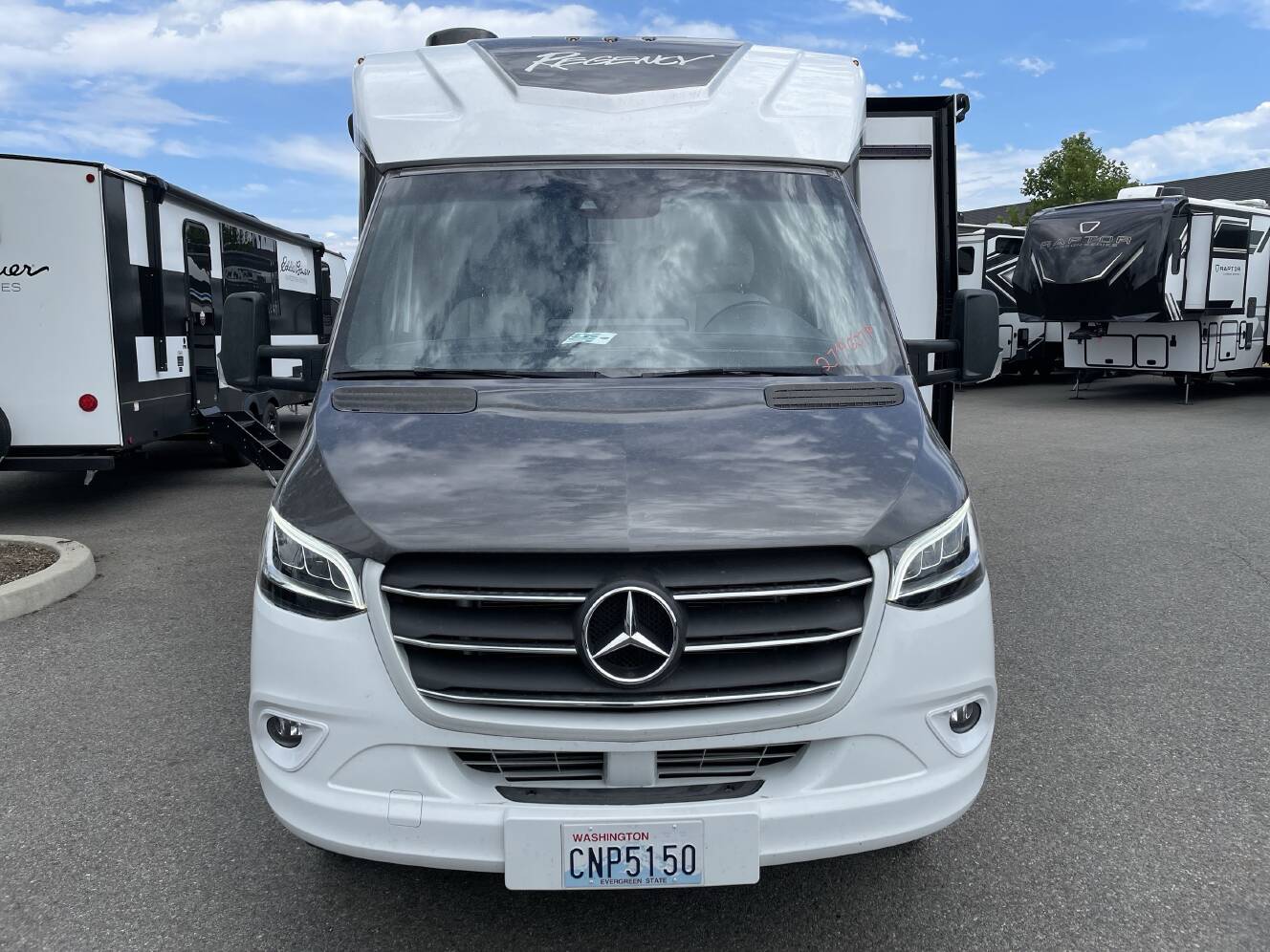 A photo of this 2021 Regency ULTRA BROUGHAM 25MB