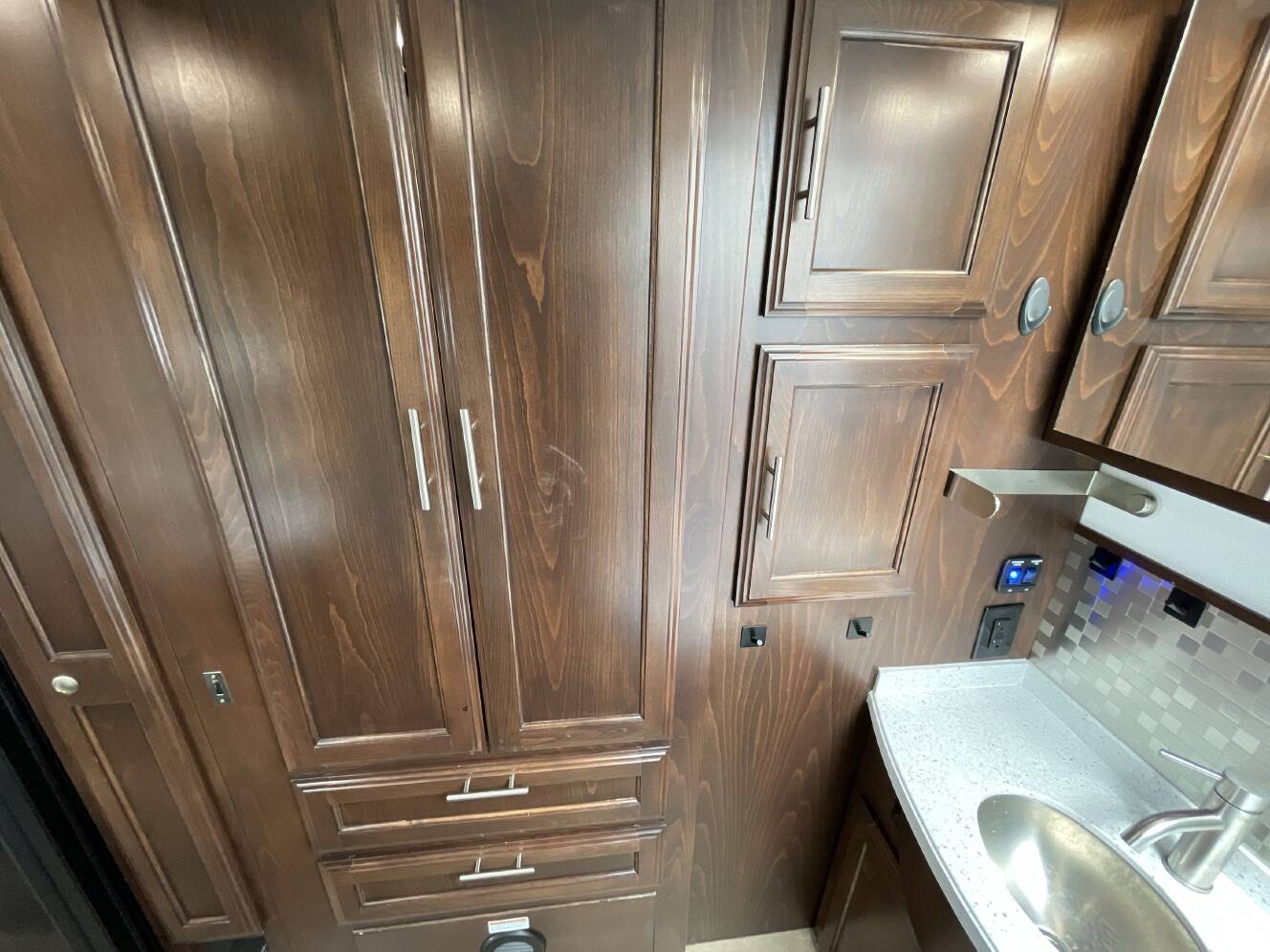 A photo of this 2021 Regency ULTRA BROUGHAM 25MB