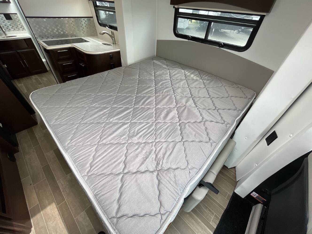 A photo of this 2021 Regency ULTRA BROUGHAM 25MB