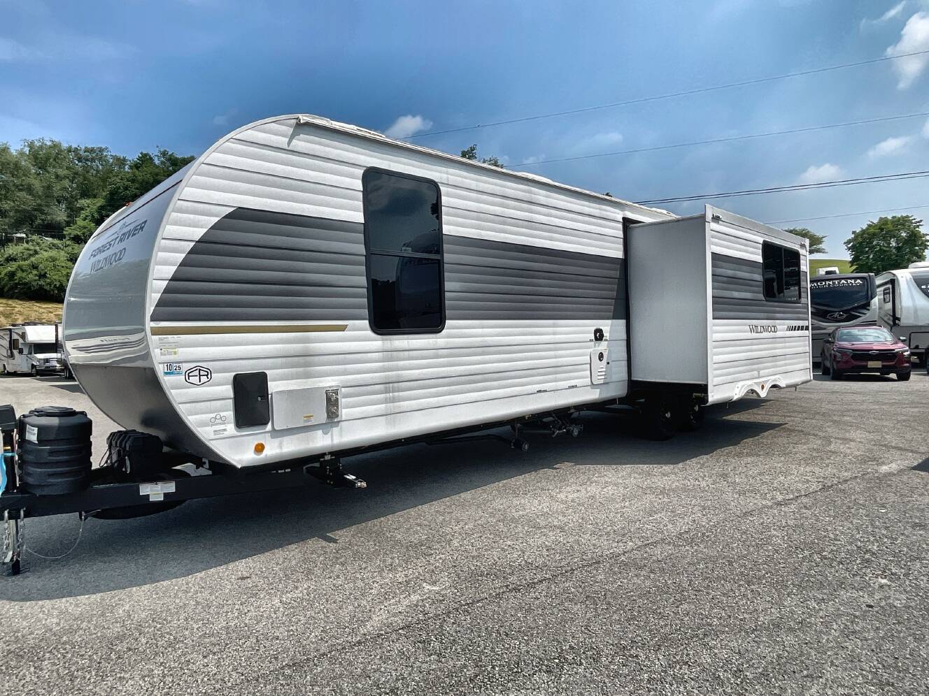 A photo of this 2025 Forest River WILDWOOD 32VERANDA