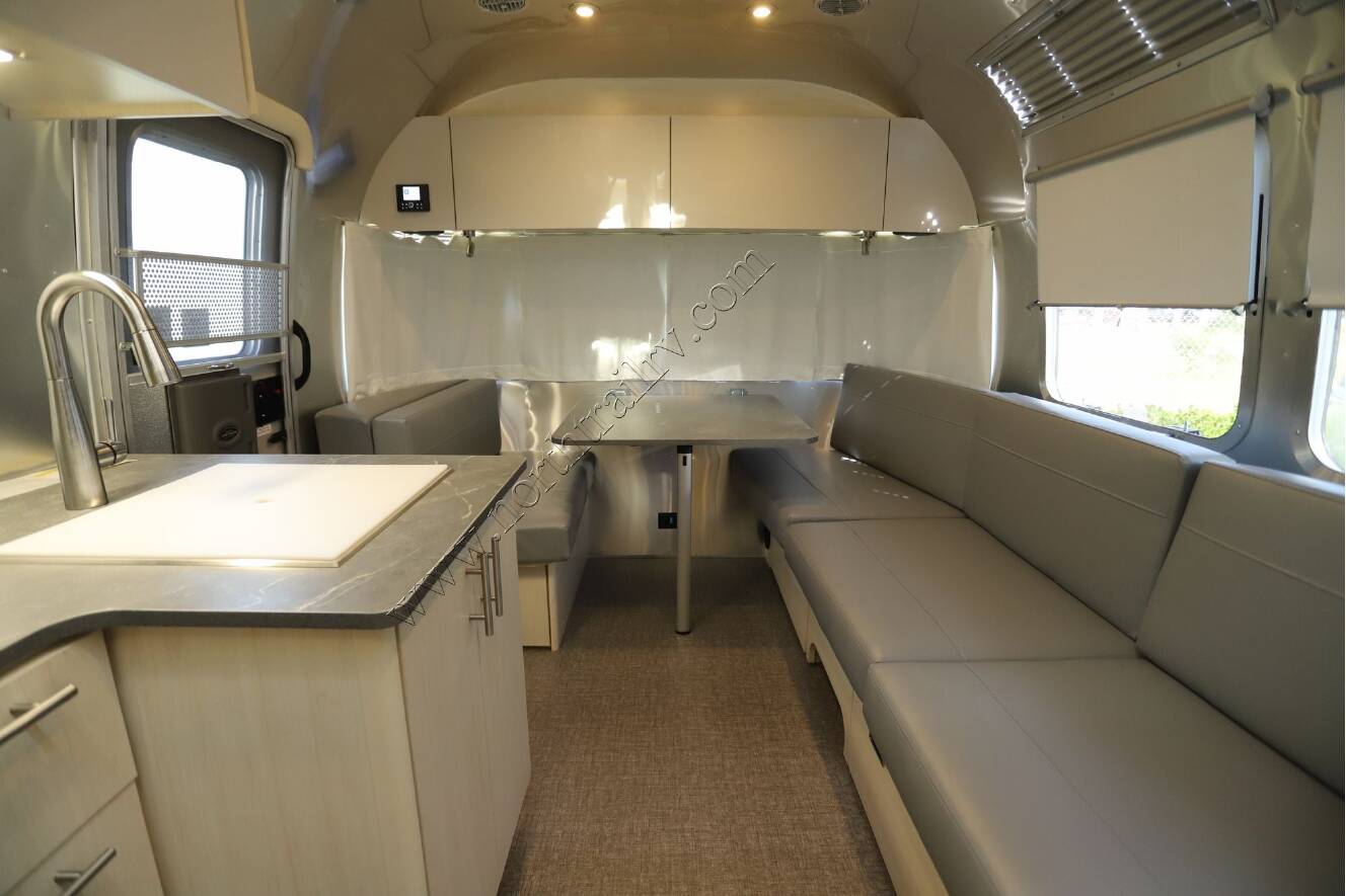 A photo of this 2026 Airstream Flying Cloud 25FB