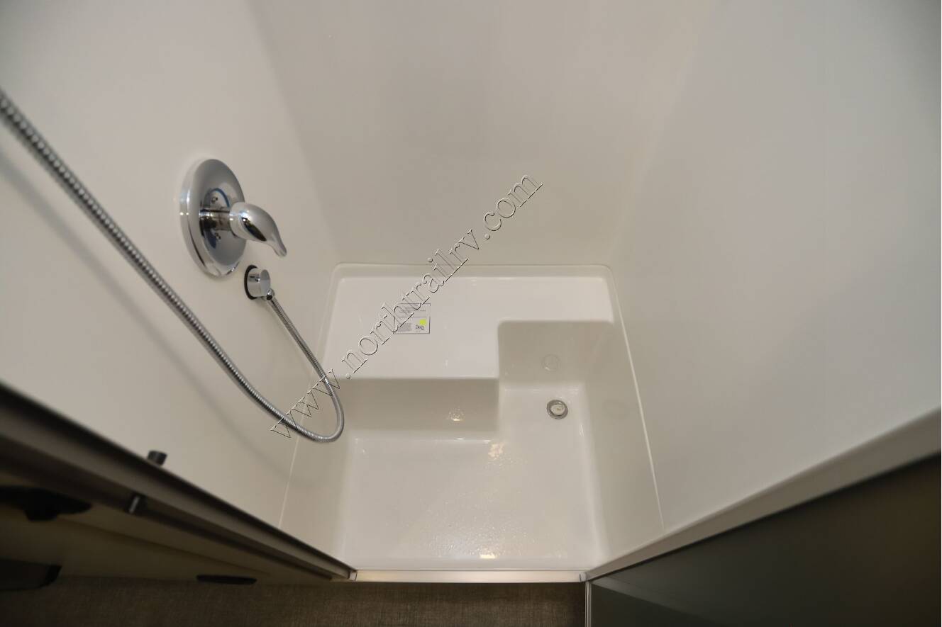 A photo of this 2026 Airstream Flying Cloud 25FB