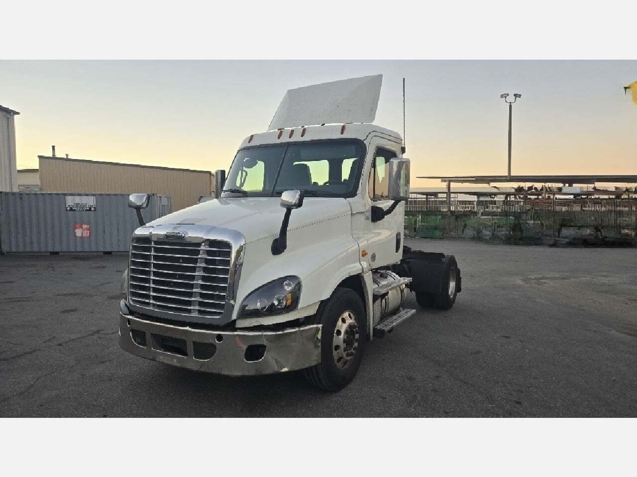 2018 FREIGHTLINER CASCADIA 125 in New Castle, DE