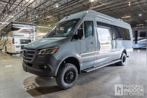 2026 Ogv Luxury Coach V-Tour 5RLA in suprise AZ