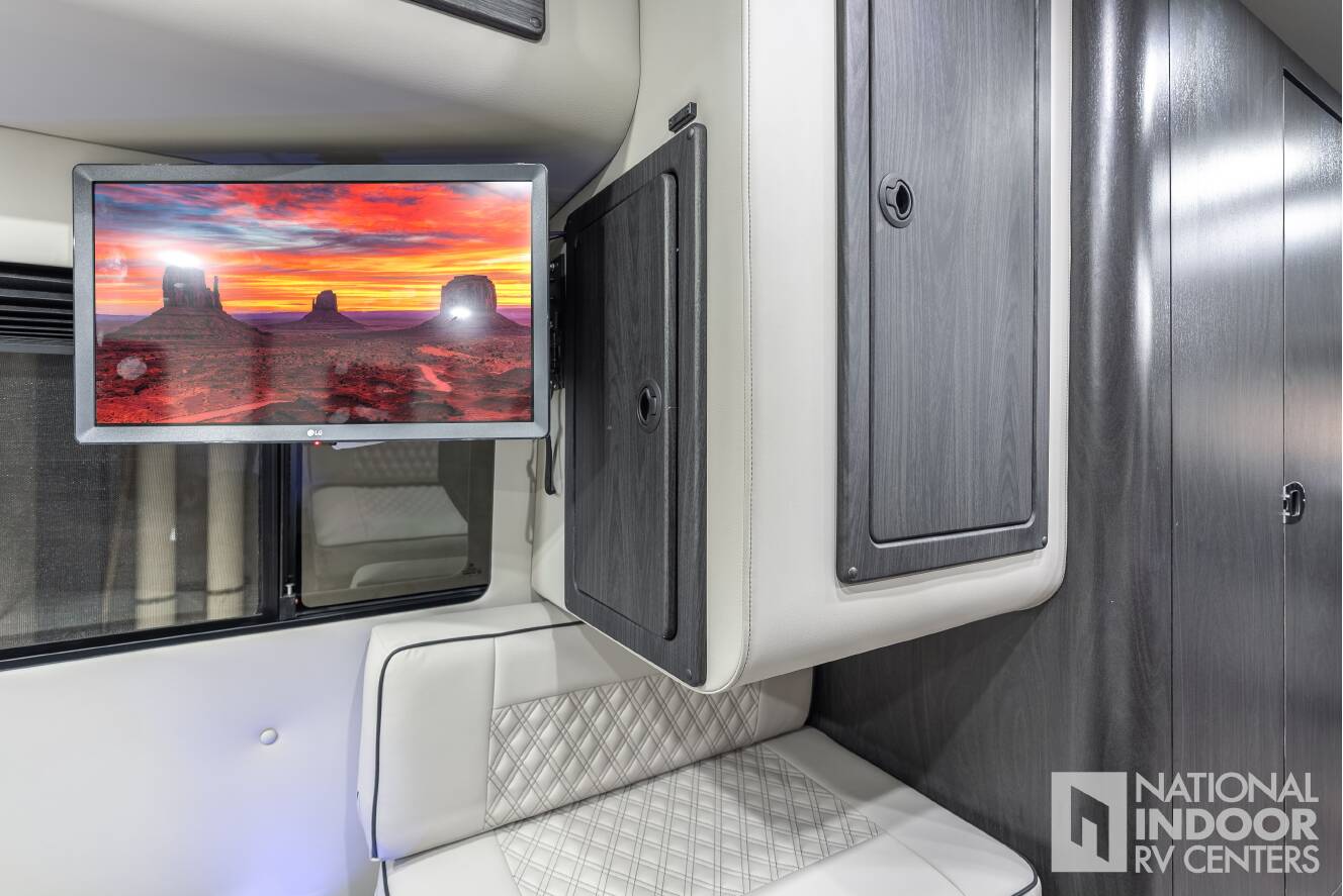 A photo of this 2026 Ogv Luxury Coach V-Tour 5RLA