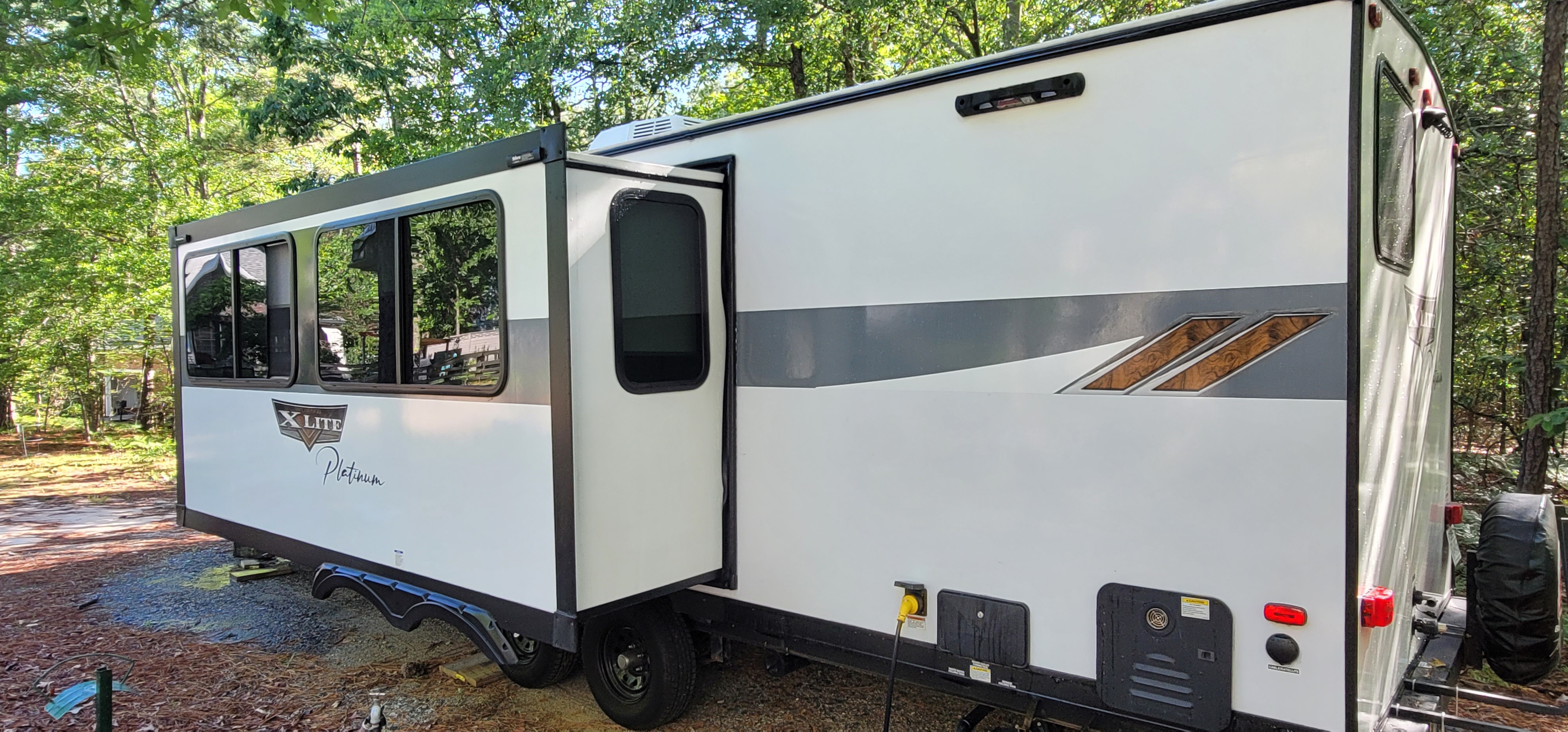 2024 Forest River WILDWOOD X-LITE 263BHXL in blythewood SC