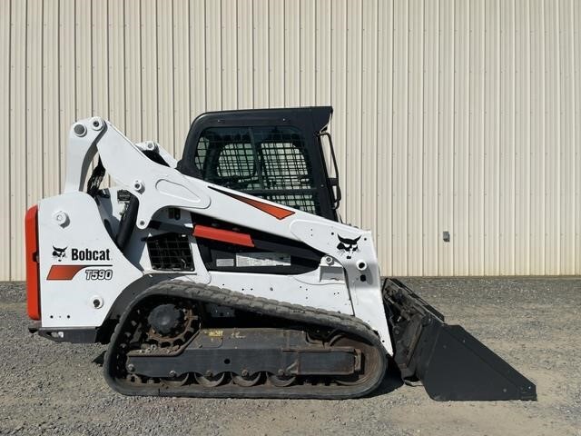 2018 BOBCAT T590 in Bordentown, NJ