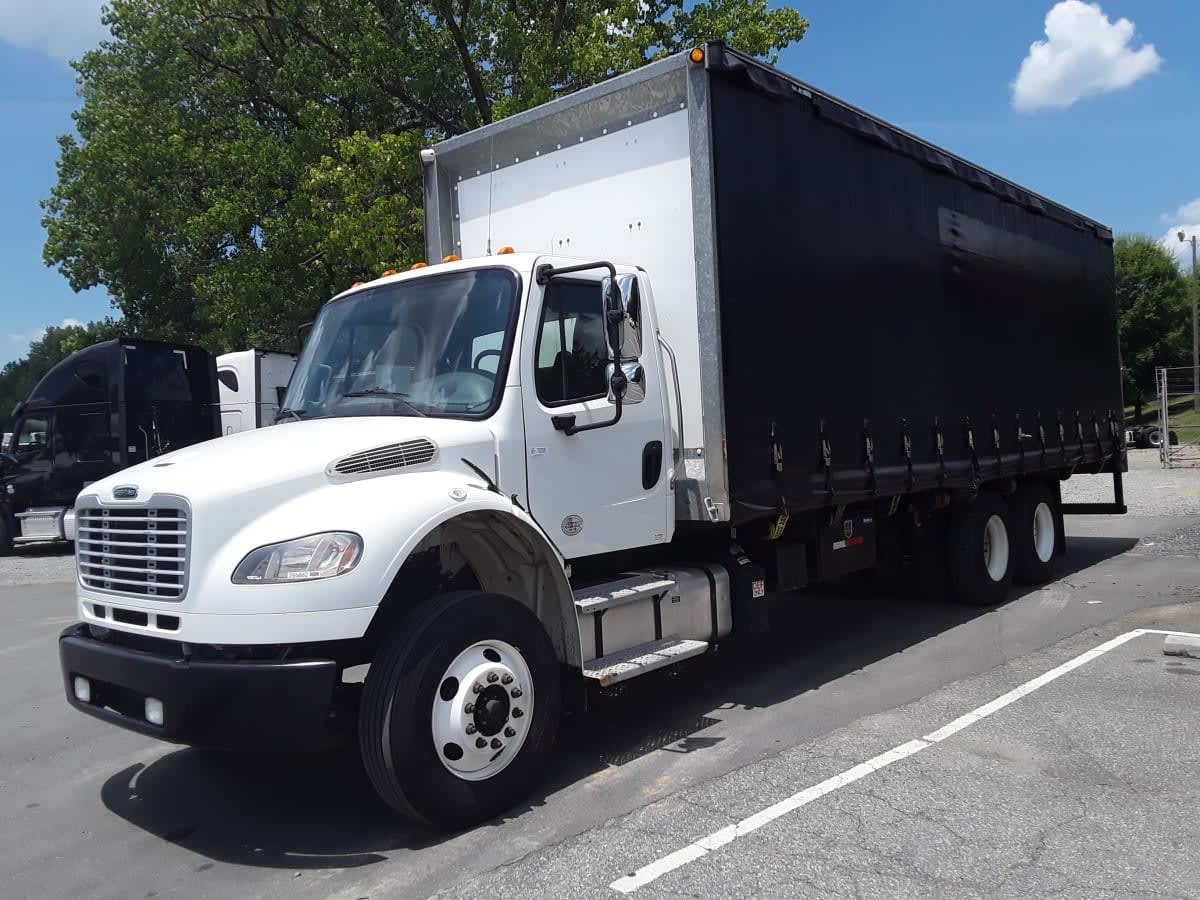 2021 FREIGHTLINER BUSINESS CLASS M2 106 in Charlotte, NC