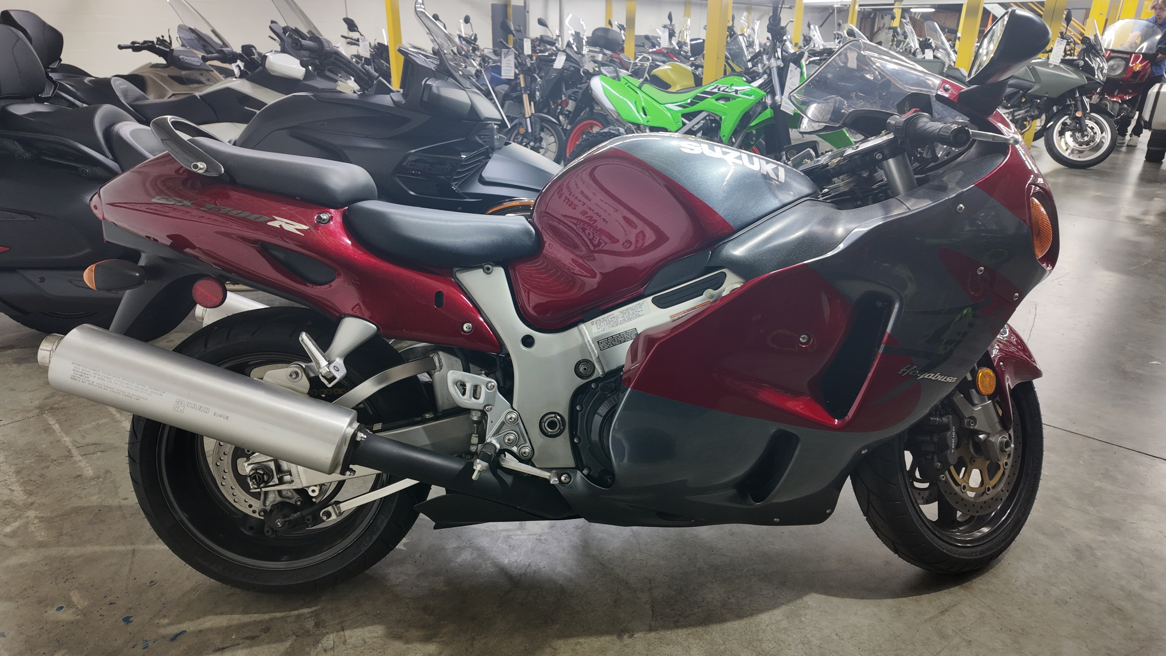 2000 Suzuki GSX1300 - HAYABUSA 1300 in Lakeville, MN