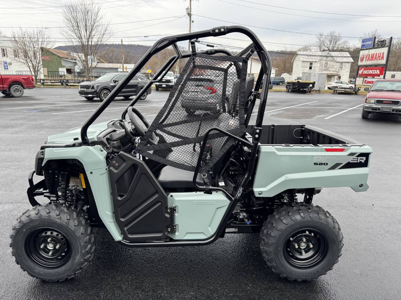A photo of this 2026 Honda Pioneer 520
