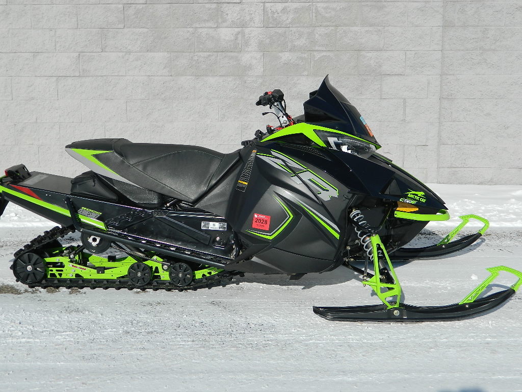 2019 Arctic Cat ZR 8000 ES (129) Black in stillwater MN