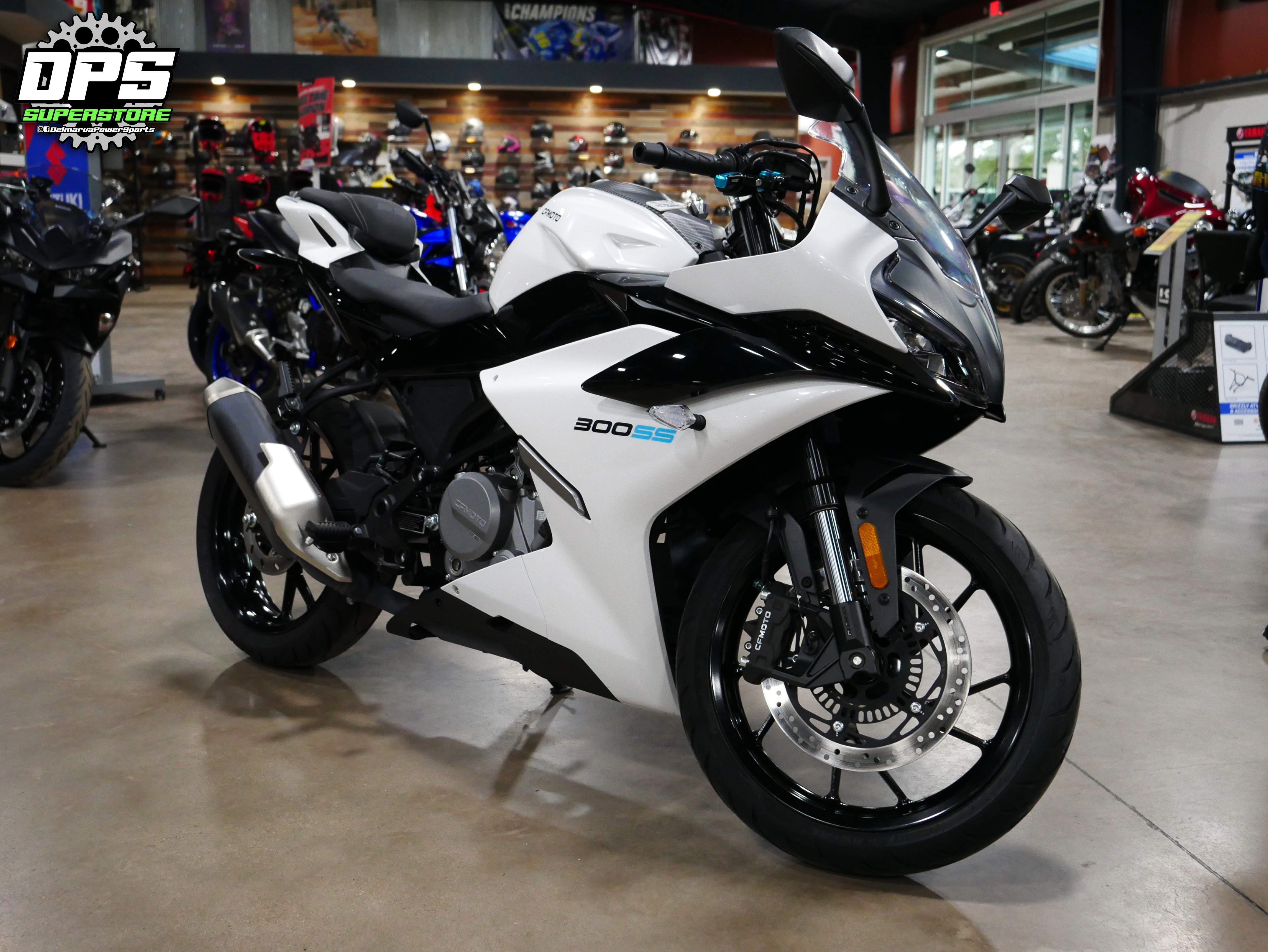 2025 CFMOTO 300SS CF300-5US 300 in Salisbury, MD