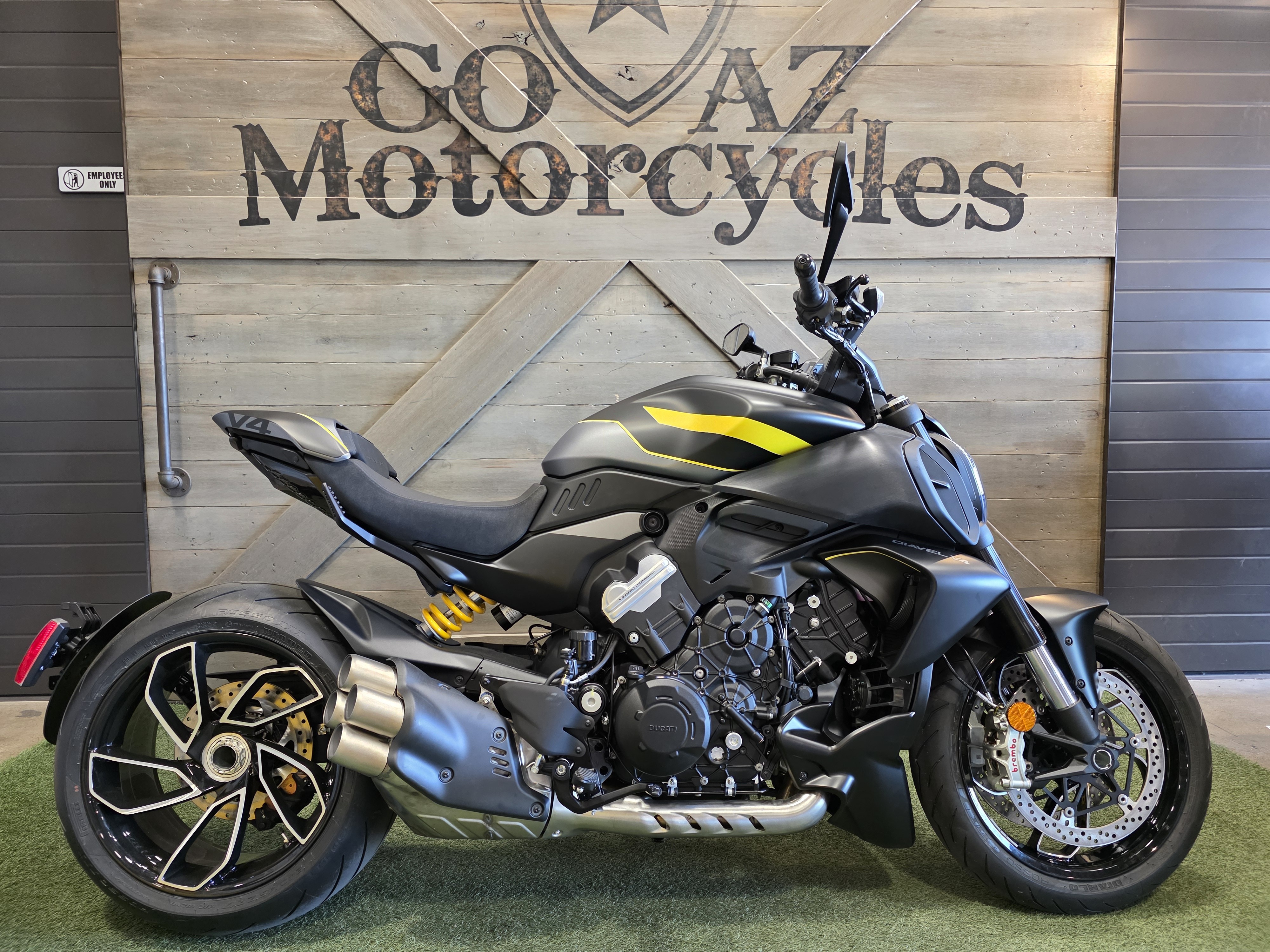 2026 Ducati DIAVEL V4 V4 in Peoria, AZ