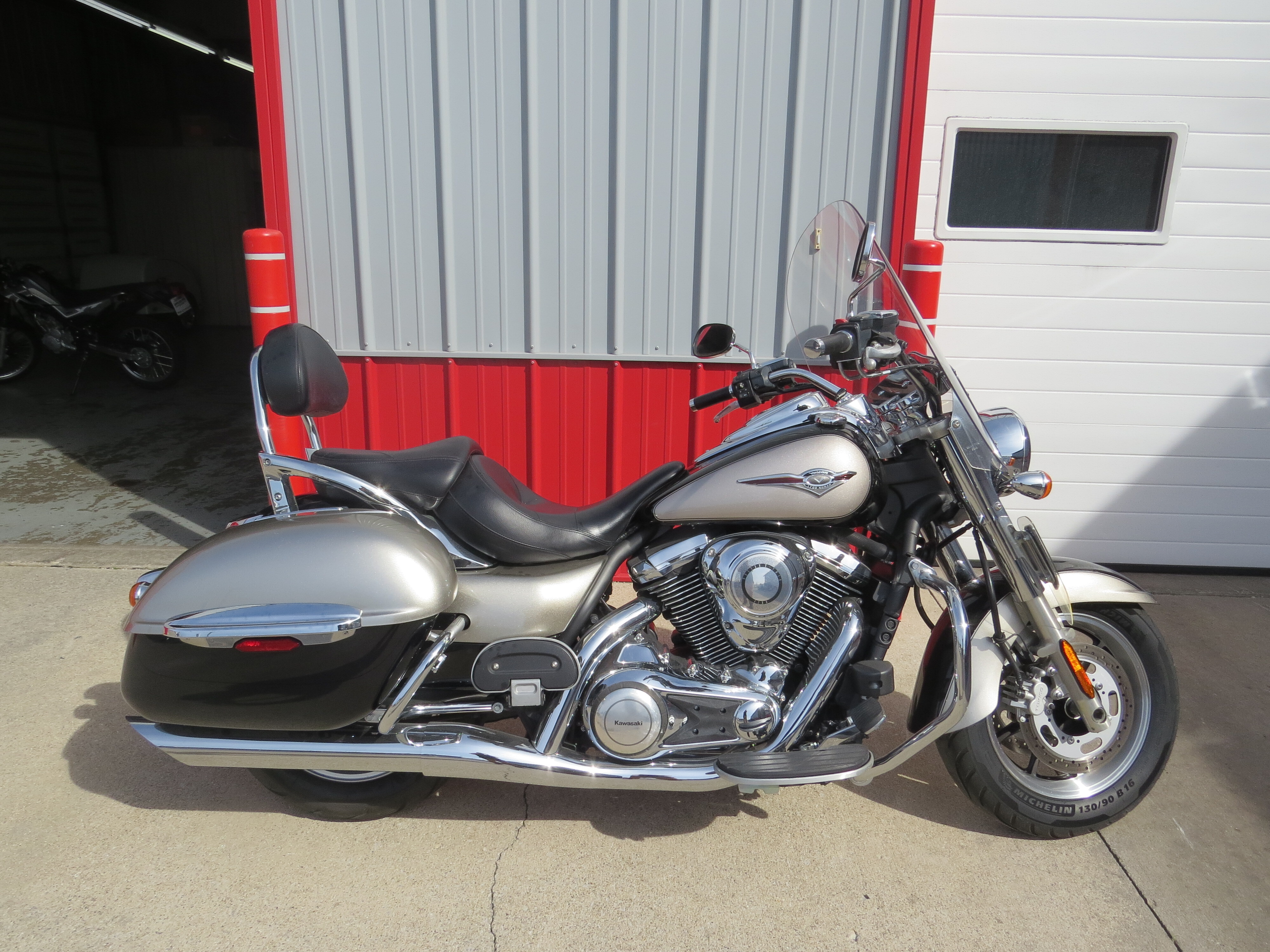 2010 Kawasaki VULCAN 1700 NOMAD 1700 NOMAD in Litchfield, IL