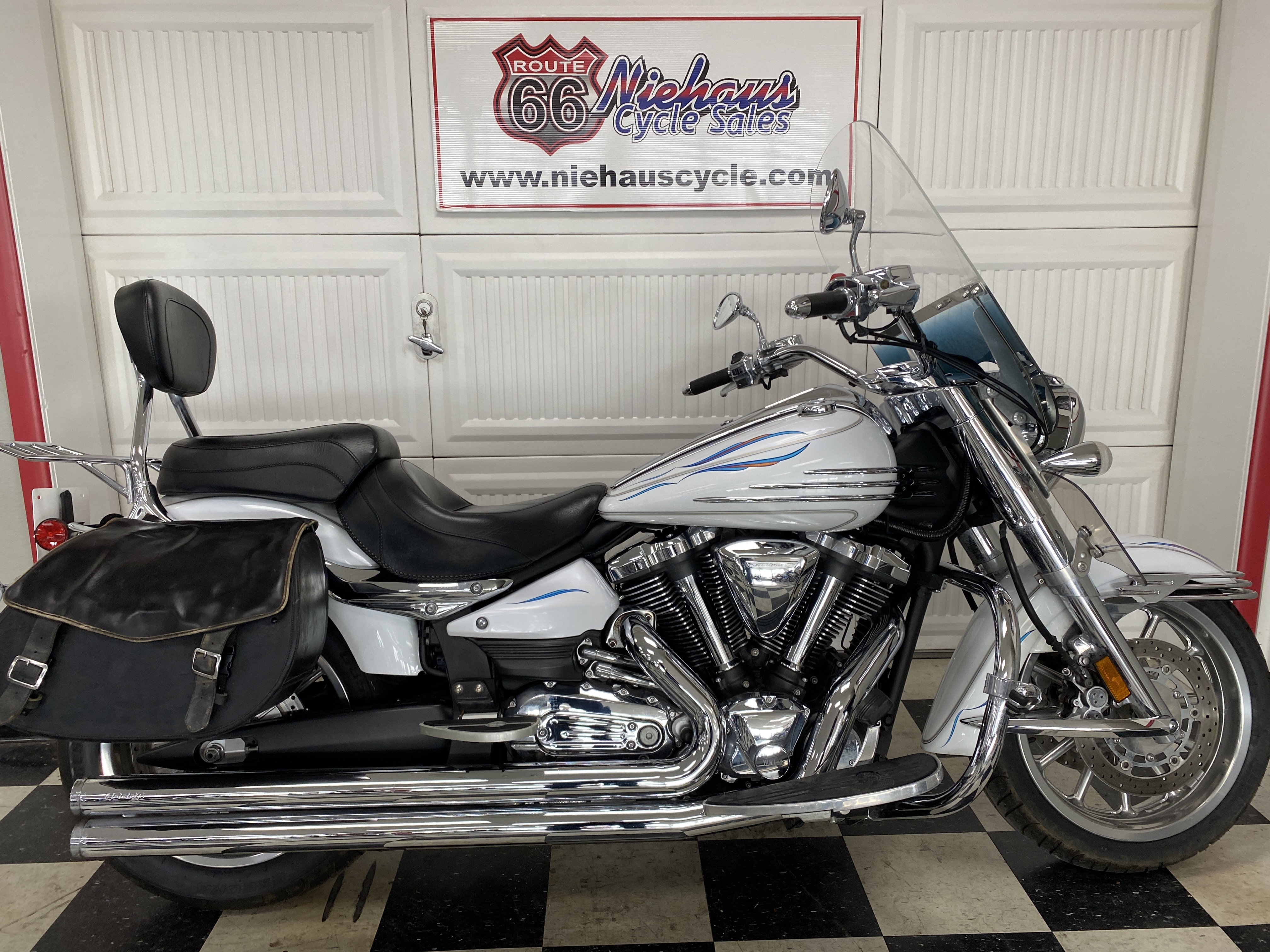 2006 Yamaha XV1900 ROADLINER S S in Litchfield, IL