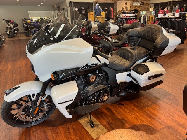 2026 Indian ROADMASTER POWERPLUS DARKHORSE 112 WITH POWERBAND AUDIO BASE in Chattanooga, TN