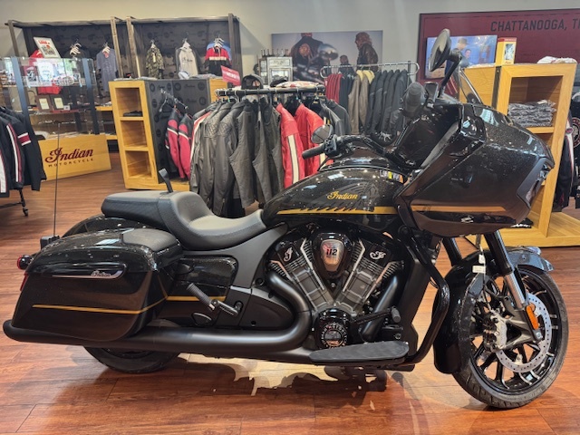 2026 Indian CHALLENGER 112 DARKHORSE WITH POWERBAND AUDIO BASE in Chattanooga, TN