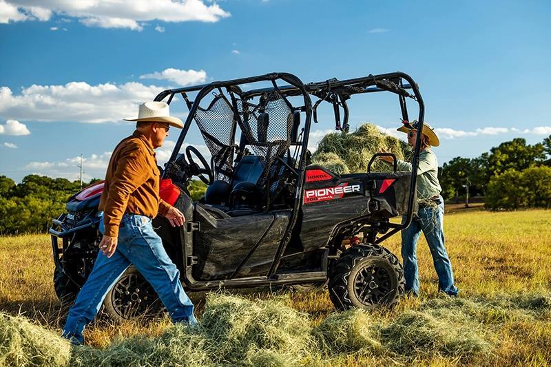 2025 Honda Pioneer 700-4 in ventura CA
