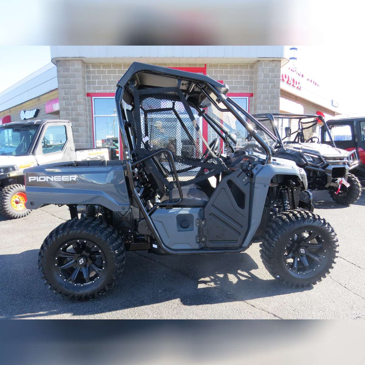 2025 Honda Pioneer 520 Base