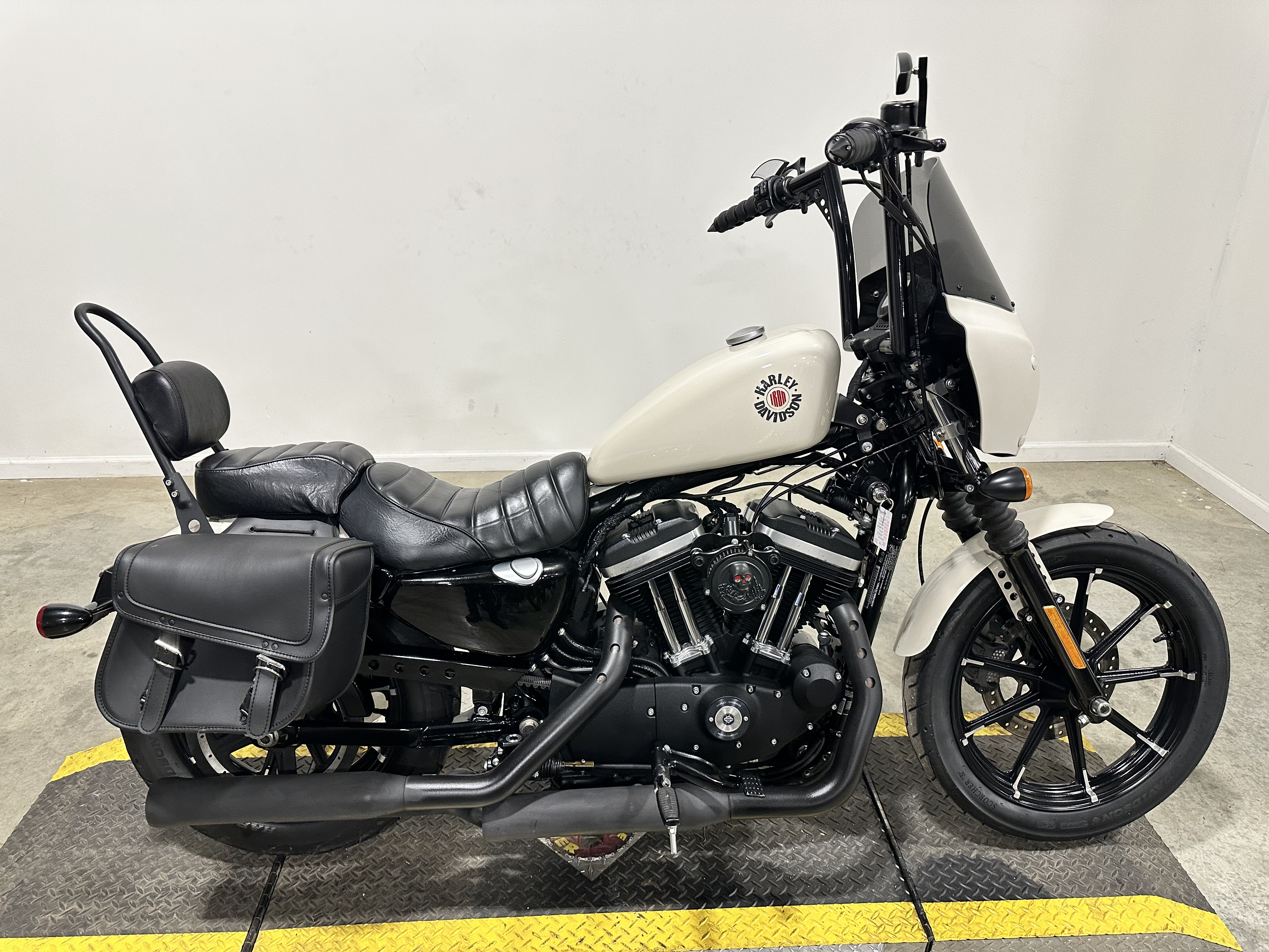 2022 Harley-Davidson SPORTSTER IRON 883 in Medina, OH