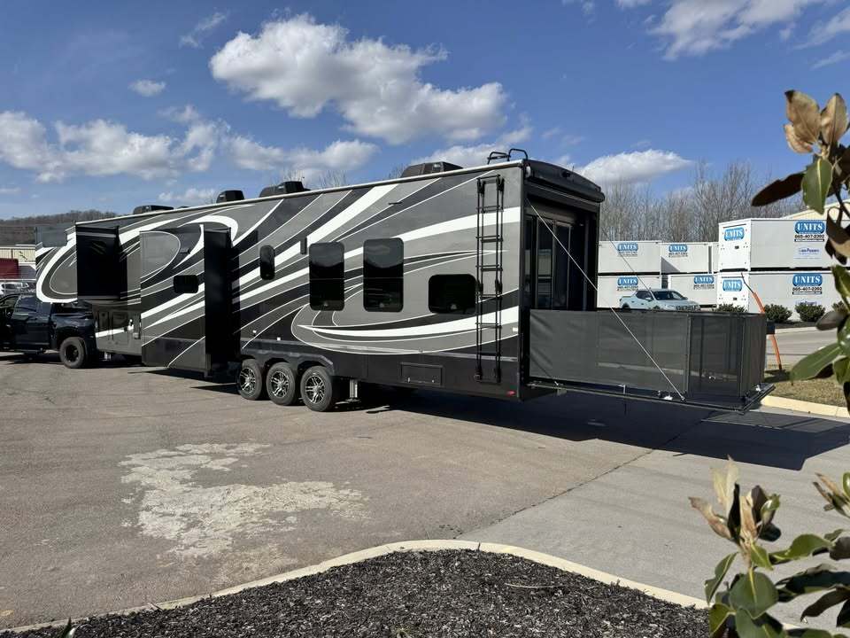 2023 Grand Design MOMENTUM M-CLASS 381MS in lenoir city TN