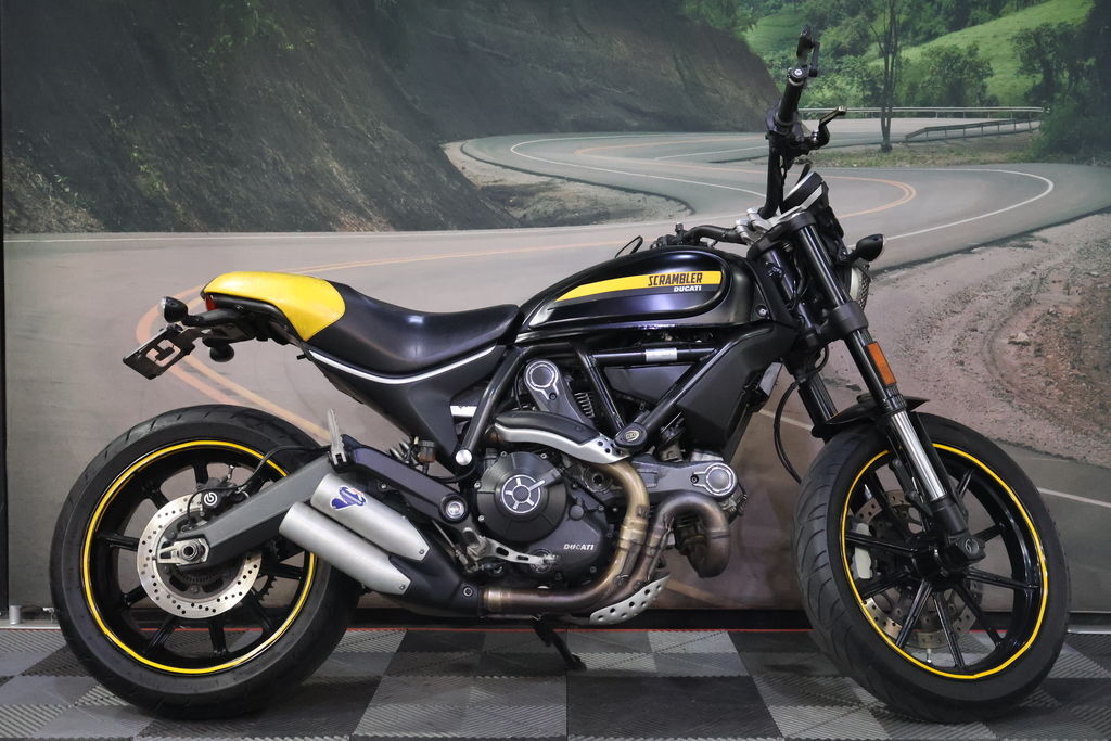 2016 Ducati Scrambler Full Throttle FULL THROTTLE in Chatsworth, CA