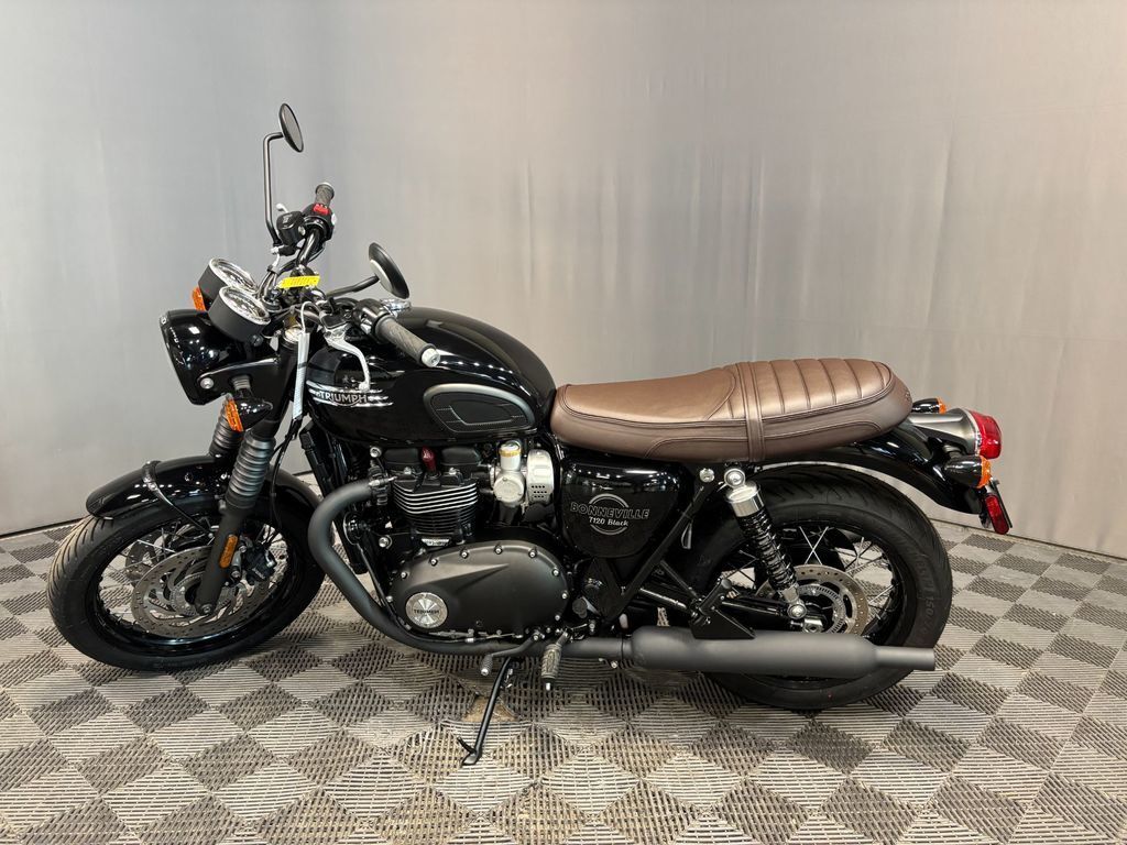 2026 Triumph Bonneville T120 Black Jet black BLACK in Romney, WV
