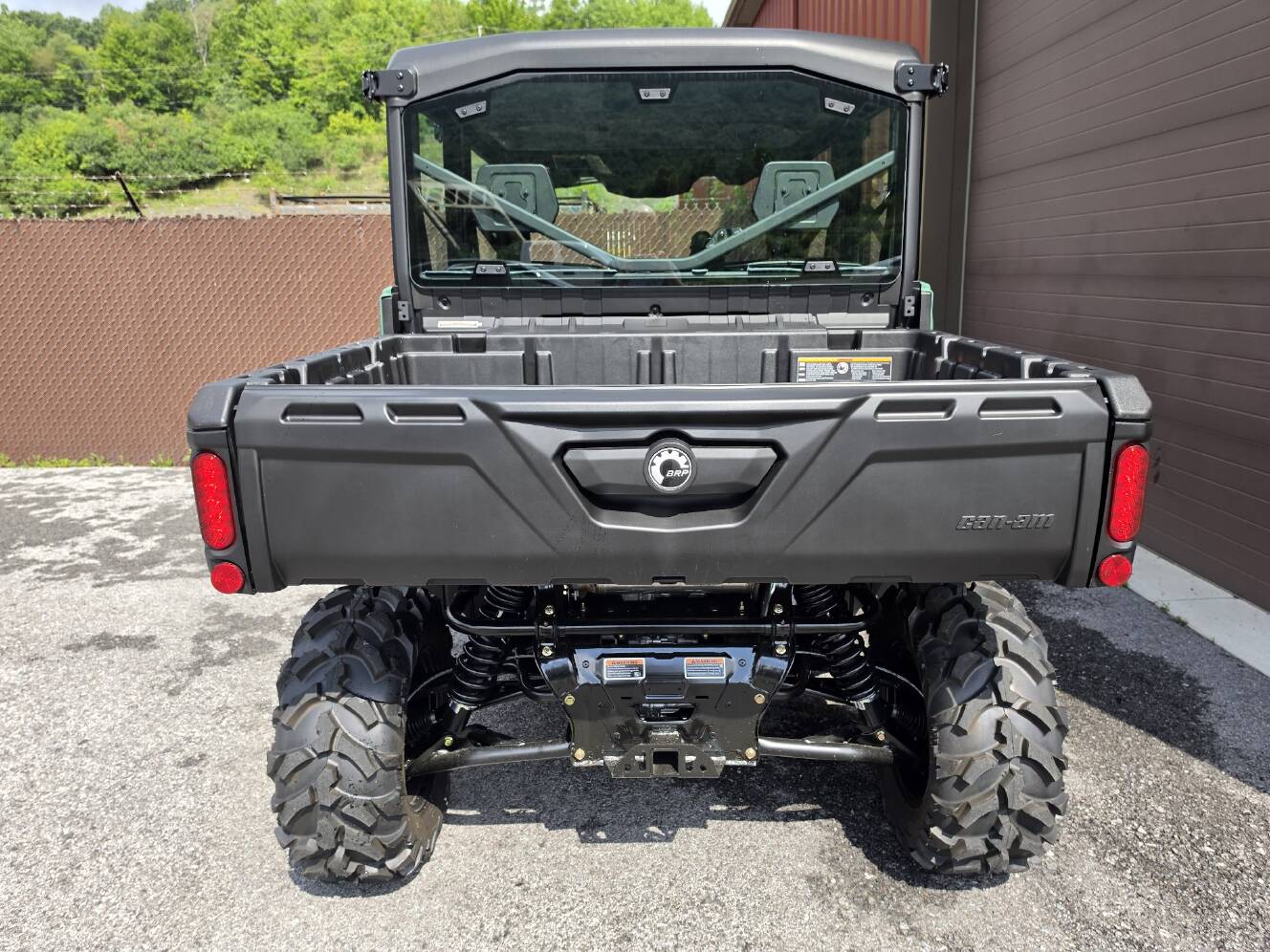A photo of this 2026 Can-Am Defender MAX DPS CAB HD10