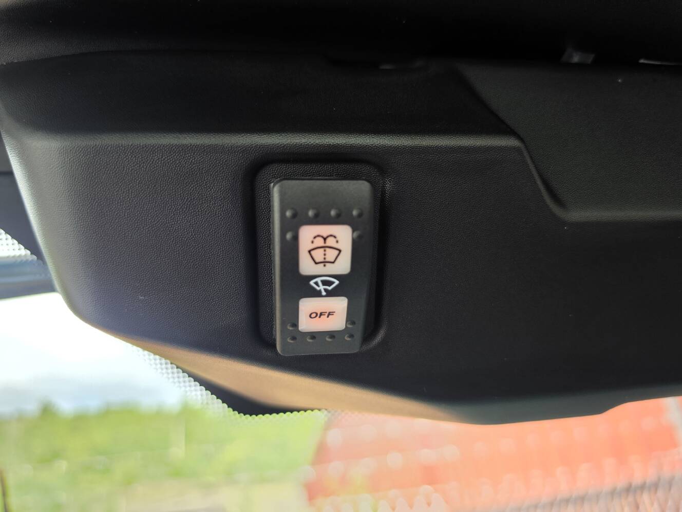 A photo of this 2026 Can-Am Defender MAX DPS CAB HD10