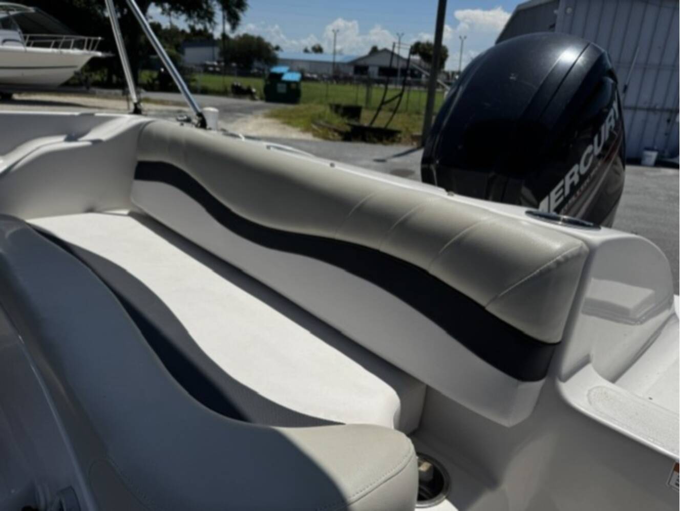 A photo of this 2018 Starcraft 1915 OB