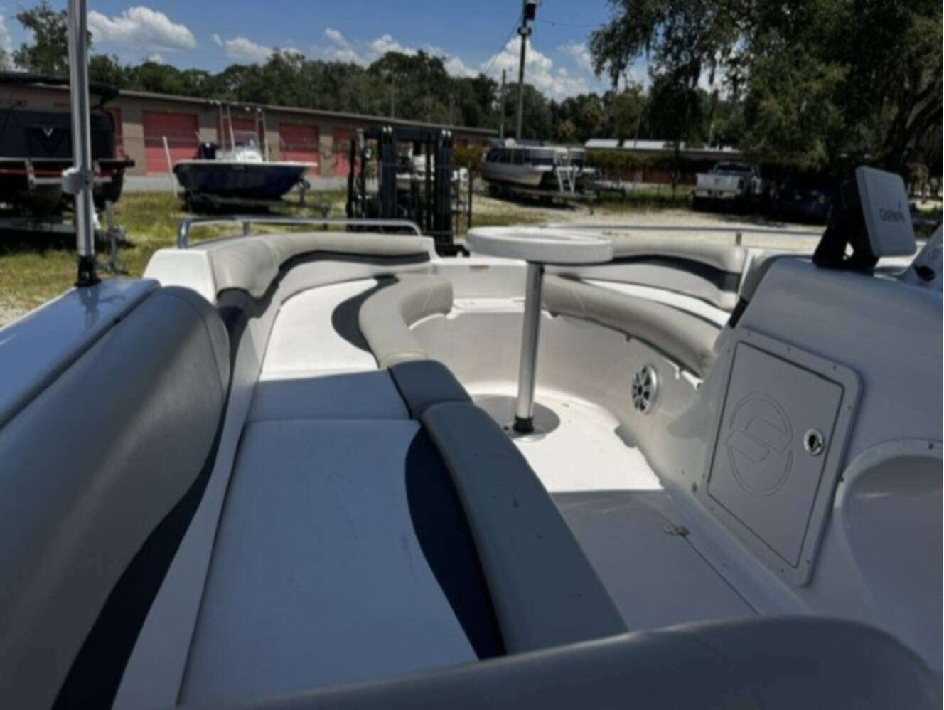 A photo of this 2018 Starcraft 1915 OB