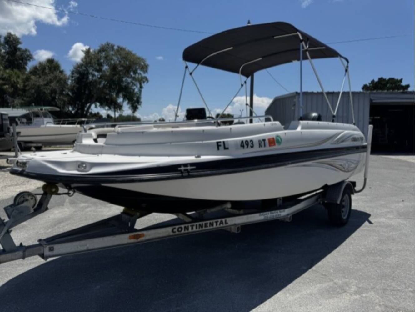A photo of this 2018 Starcraft 1915 OB