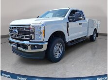 Top 10 Commercial Trucks for Construction: The Heavy Hitters image