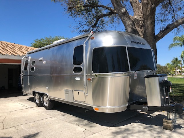 2020 Airstream FLYING CLOUD 25FB QUEEN in dahlonega GA