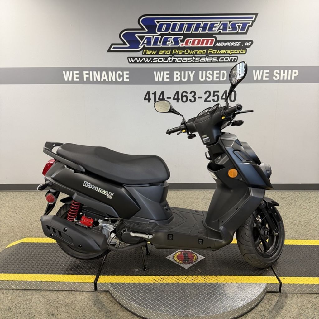 2025 Genuine Scooter Co Hooligan 170i BASE in Milwaukee, WI