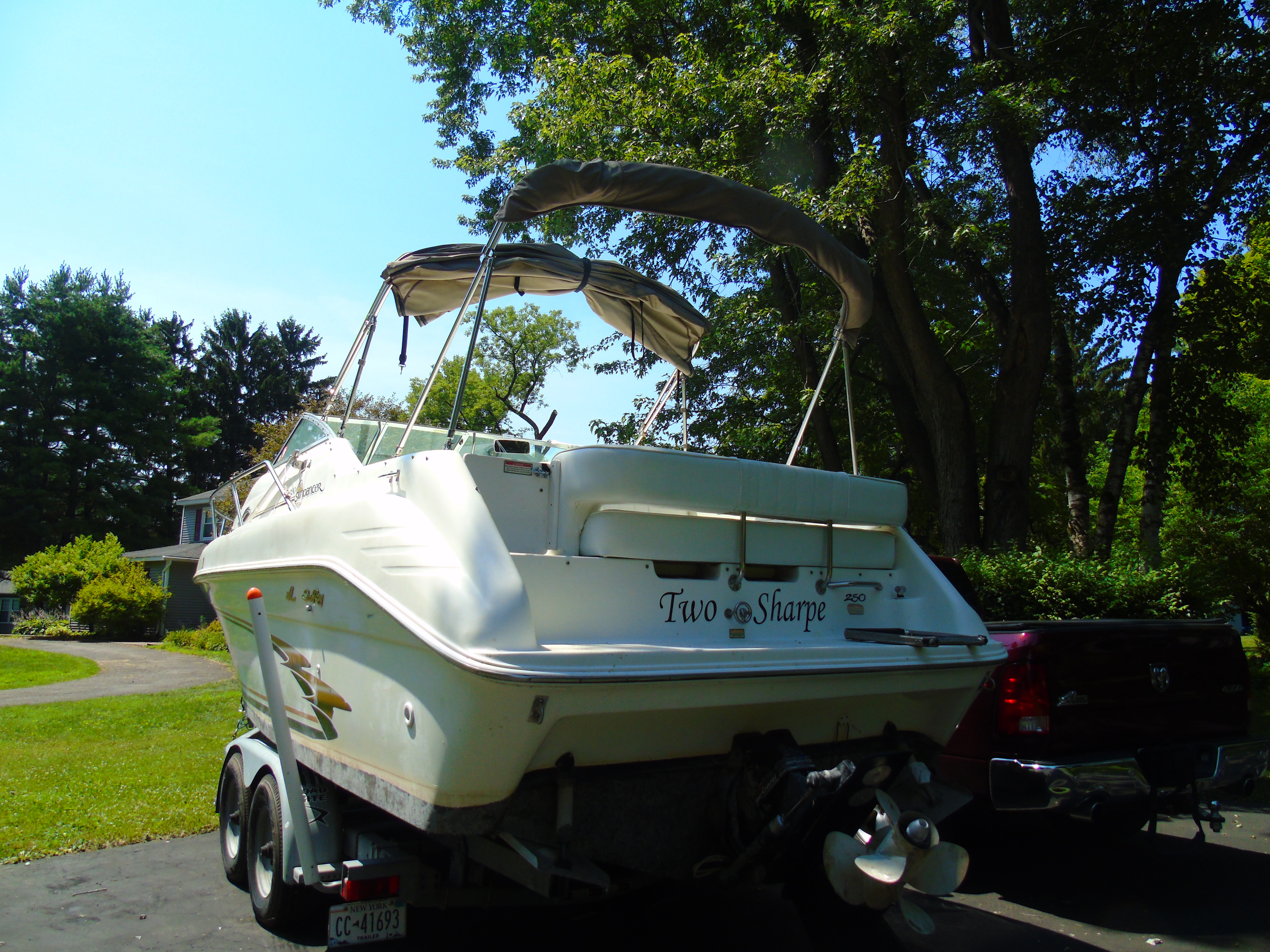 1998 Sea Ray 250 SUNDANCER in jamesville NY