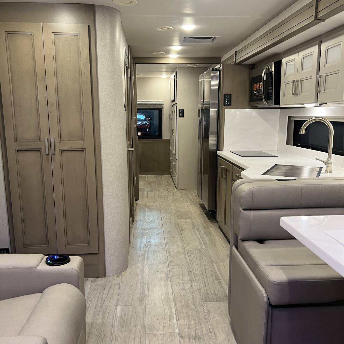 A photo of this 2027 Thor Motor Coach PASADENA SV 34XG