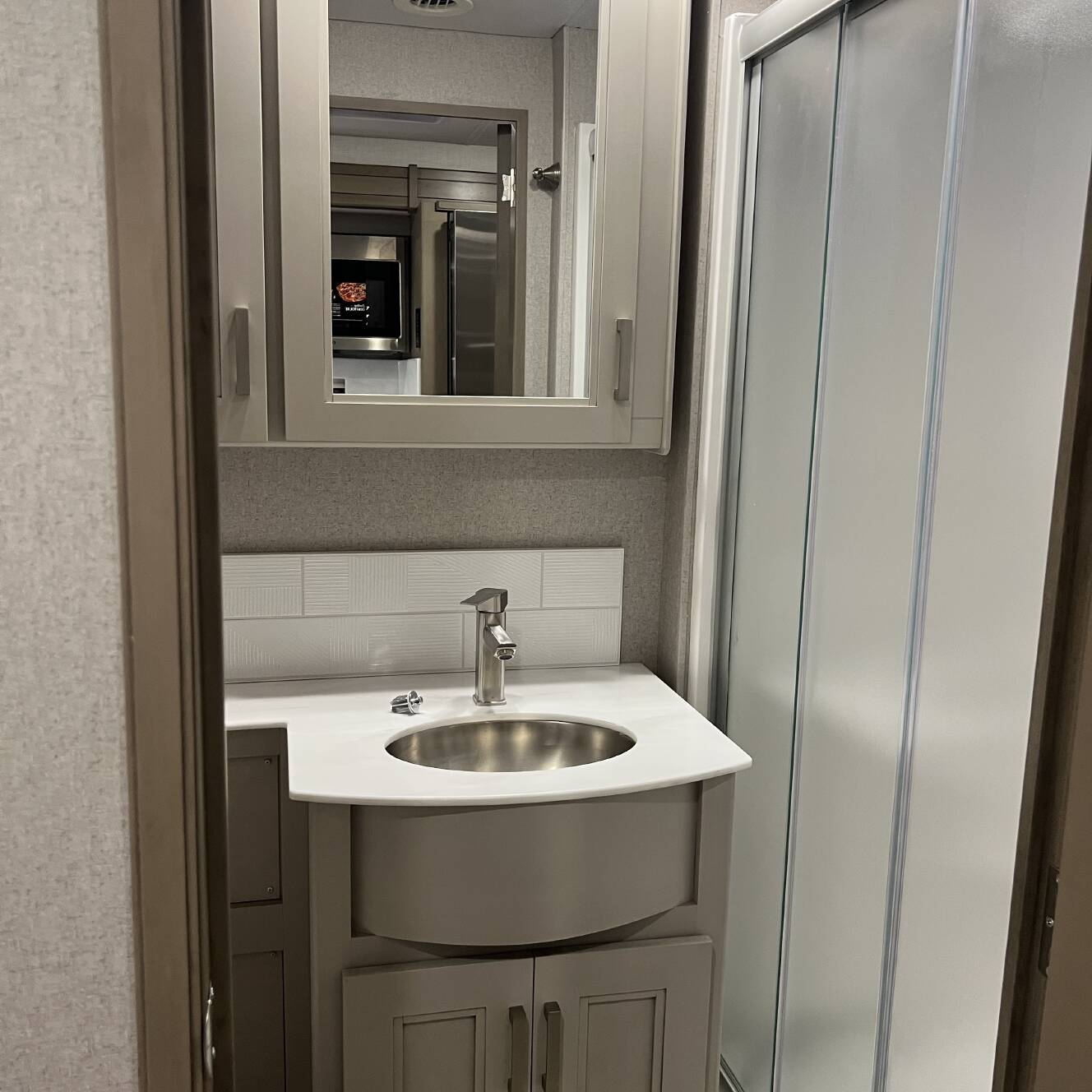 A photo of this 2027 Thor Motor Coach PASADENA SV 34XG