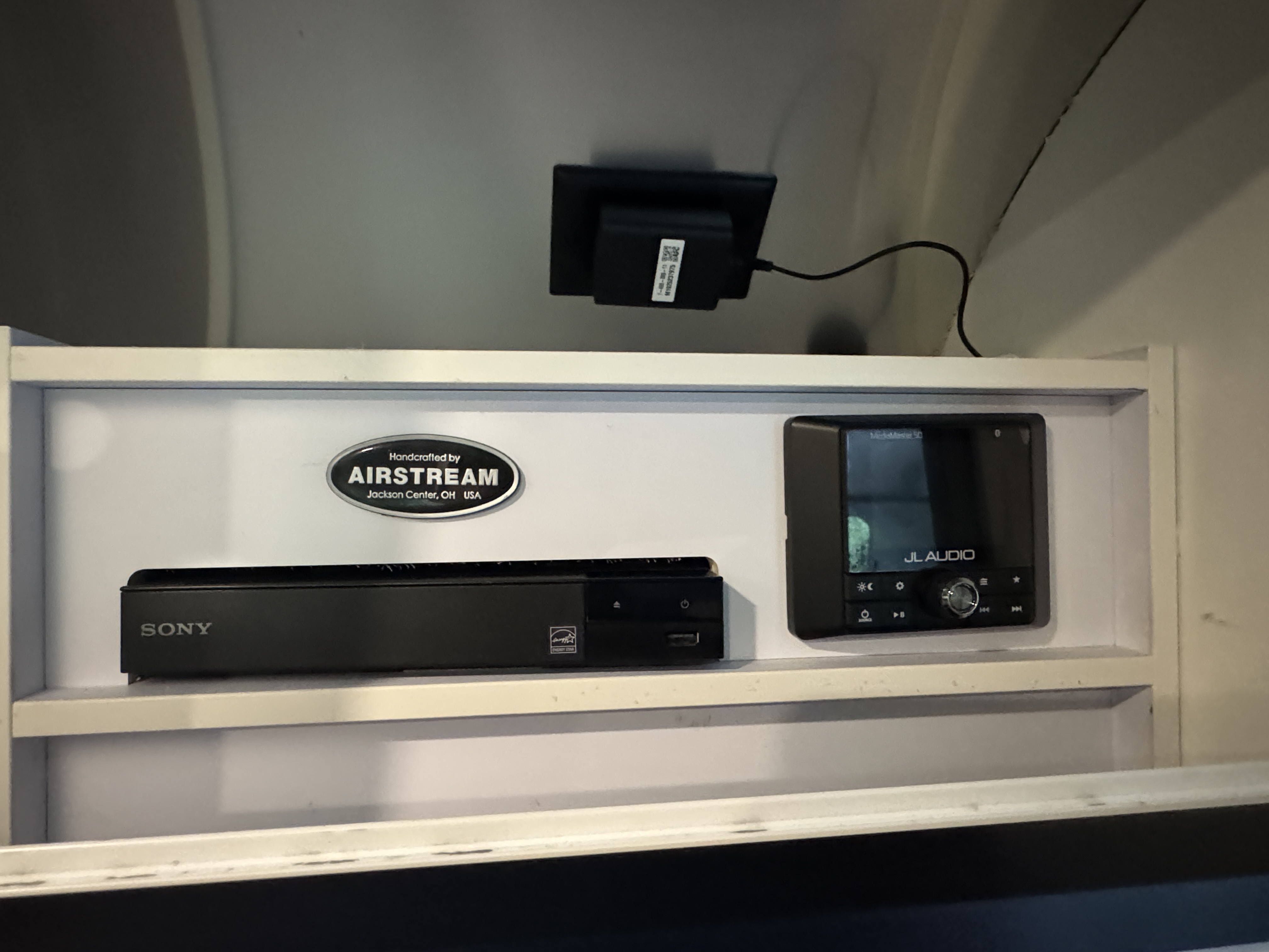 2019 Airstream CARAVEL 22FB in mukilteo WA