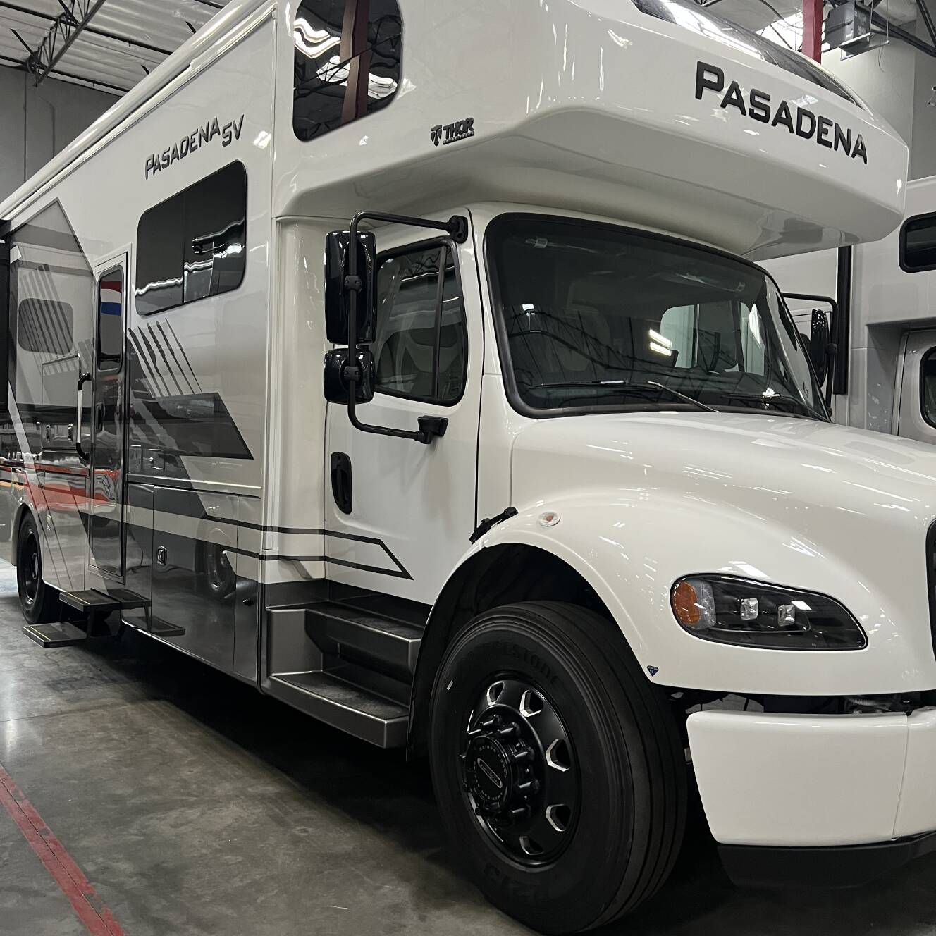 A photo of this 2027 Thor Motor Coach PASADENA SV 34XG